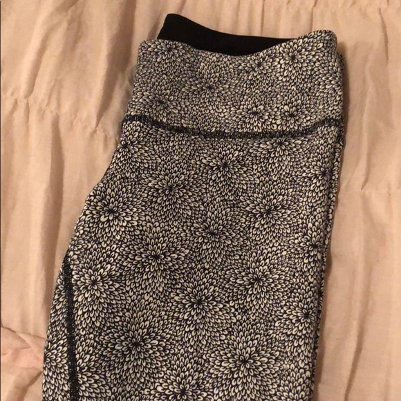 lululemon athletica Pants - Lululemon leggings
